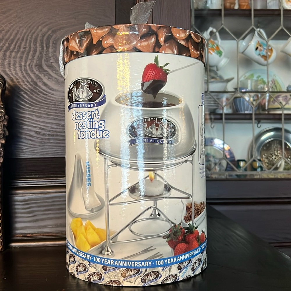 HERSHEY 100th‎ ANNIVERSARY FONDUE SET